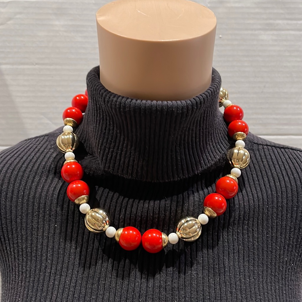 Nwot Vintage Necklace